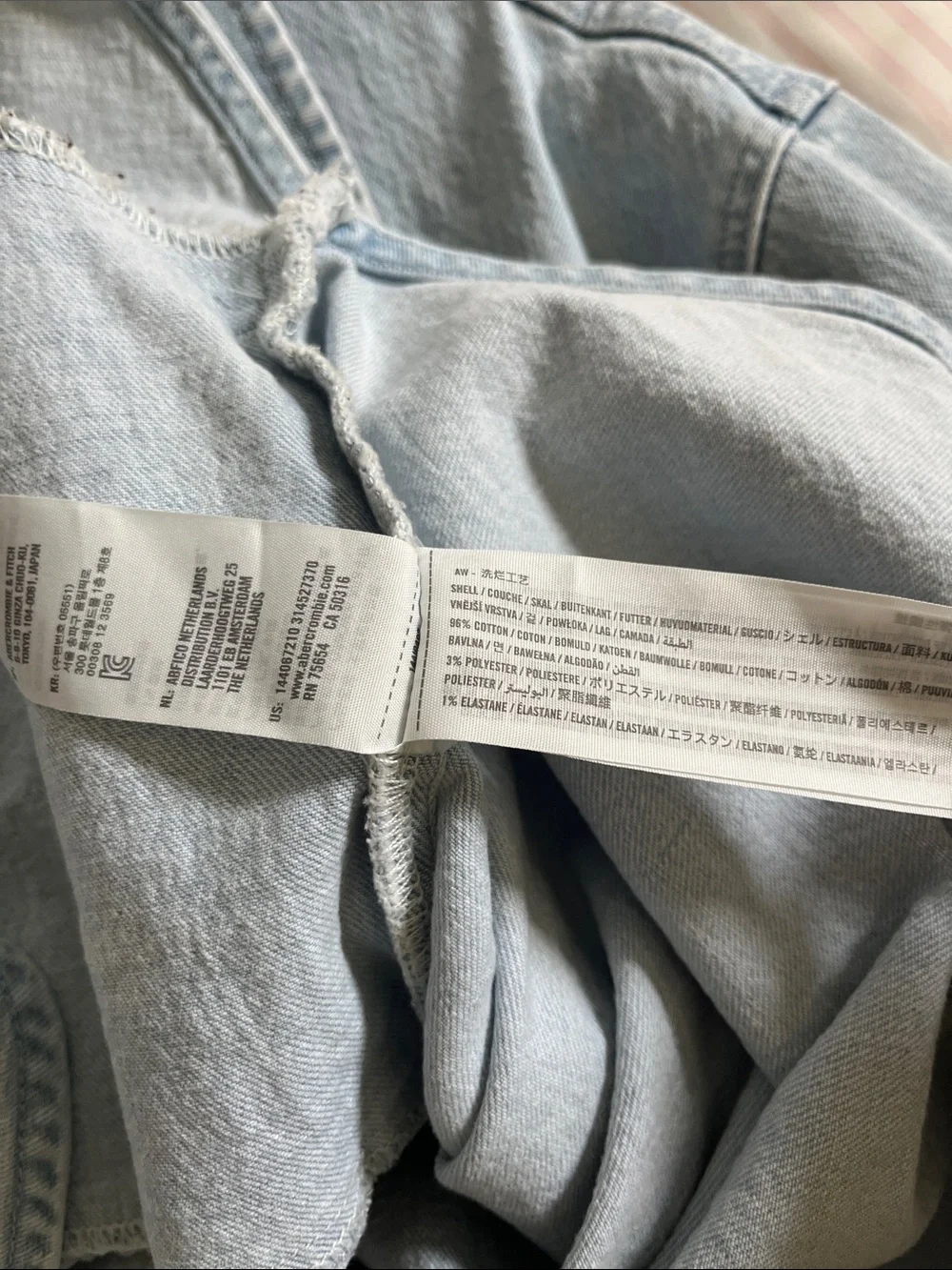 Abercrombie & Fitch Denim Shacket Long Button Down 90’s style Jean layering top - Picture 6 of 6